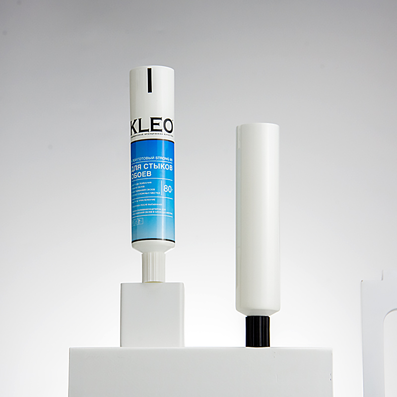 narrow long nozzle tube