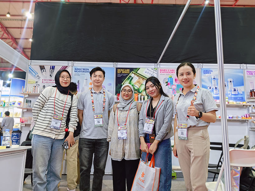 Runk ประสบความสำเร็จในการเข้าร่วมงานแสดงสินค้าความงามที่อินโดนีเซีย และกำลังมองหาโอกาสใหม่ ๆ ในตลาดบรรจุภัณฑ์เครื่องสำอางระดับโลก